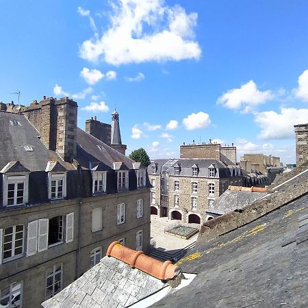 Le Nid - Fougeres Centre Historique Apartment Екстериор снимка
