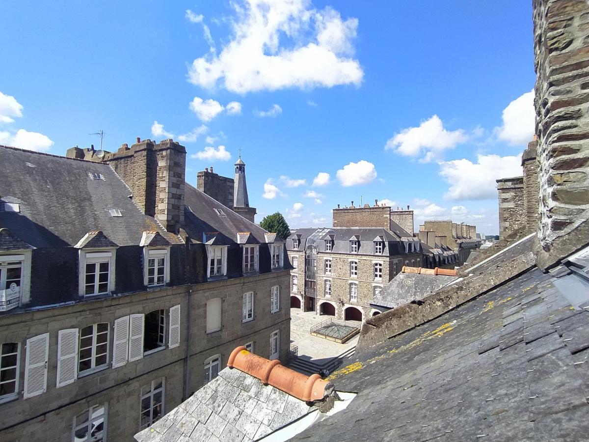 Le Nid - Fougeres Centre Historique Apartment Екстериор снимка