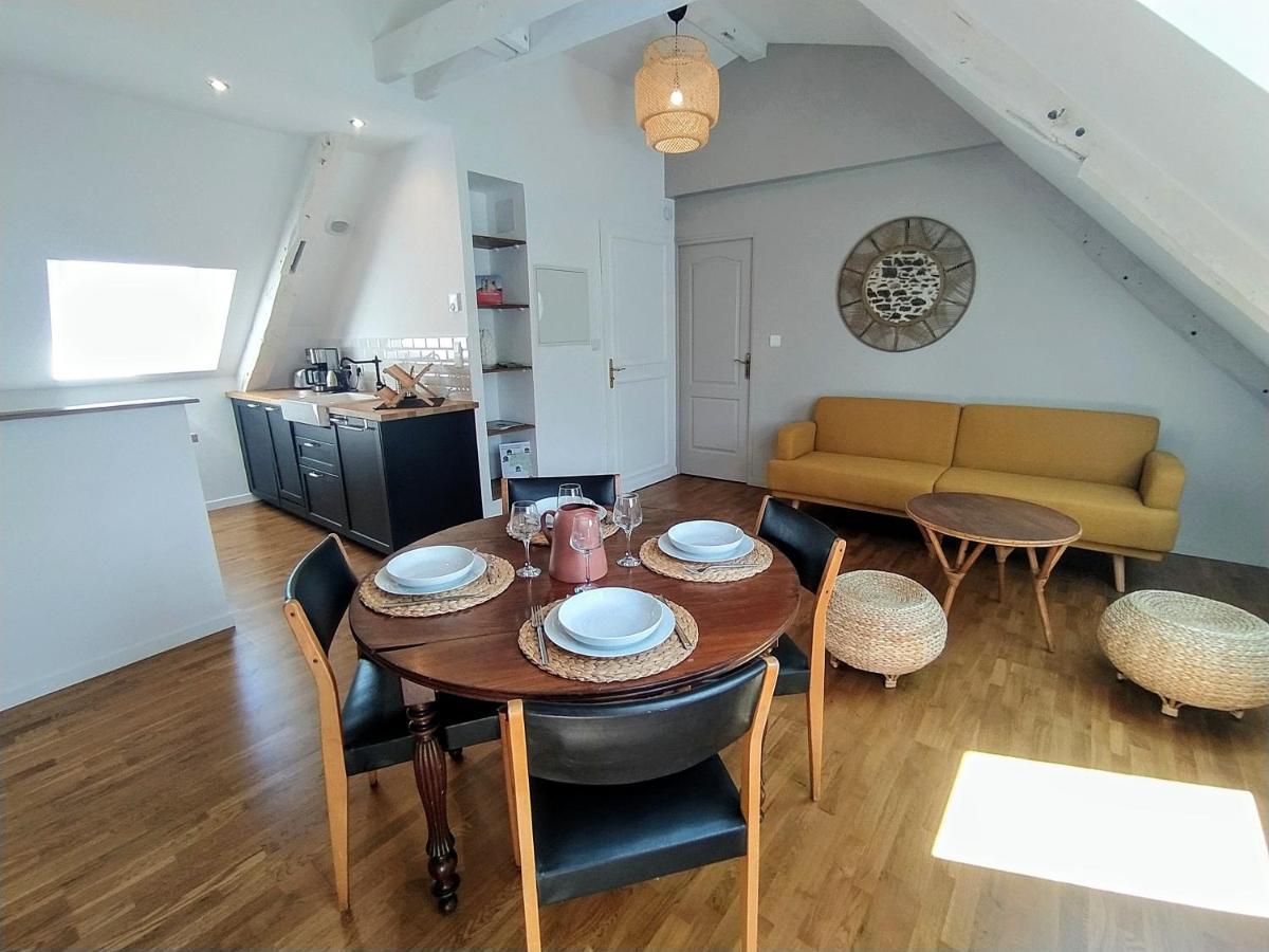 Le Nid - Fougeres Centre Historique Apartment Екстериор снимка